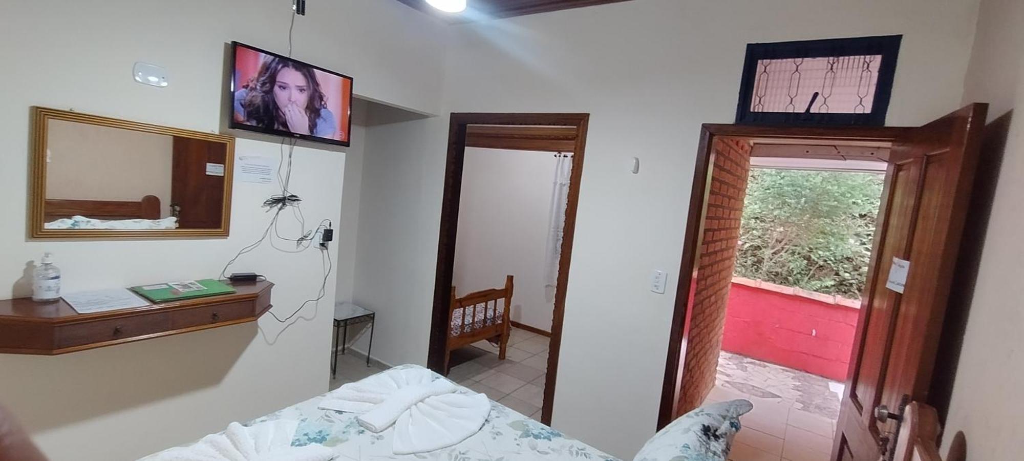 Hospedagem Vila Rica - 500M Do Centro De Cunha Sp Екстер'єр фото