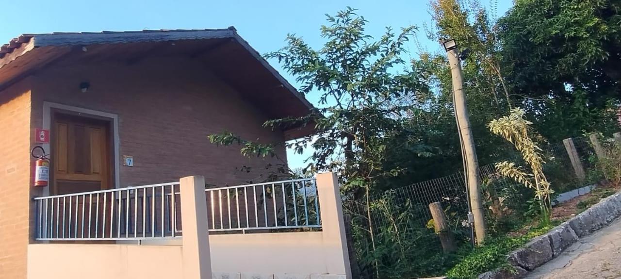 Hospedagem Vila Rica - 500M Do Centro De Cunha Sp Екстер'єр фото