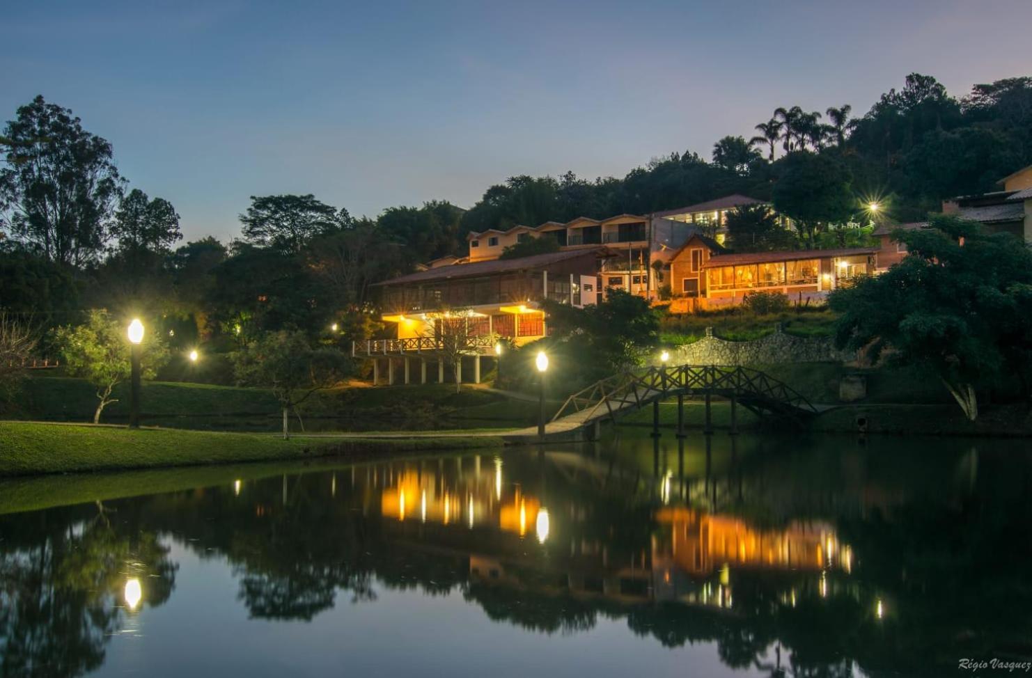 Hospedagem Vila Rica - 500M Do Centro De Cunha Sp Екстер'єр фото